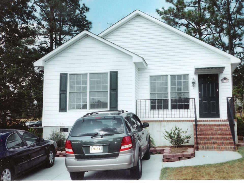 130 Charleston Row Blvd
