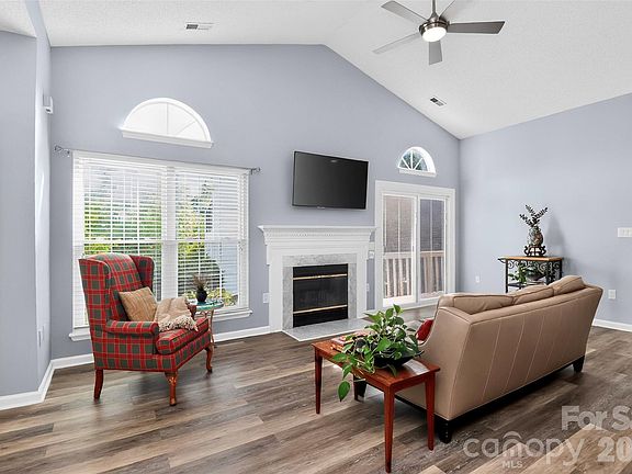 5th image of 12410 Cool Mist Ln