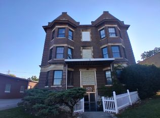 425 N Vermilion St #3D, Danville, IL 61832
