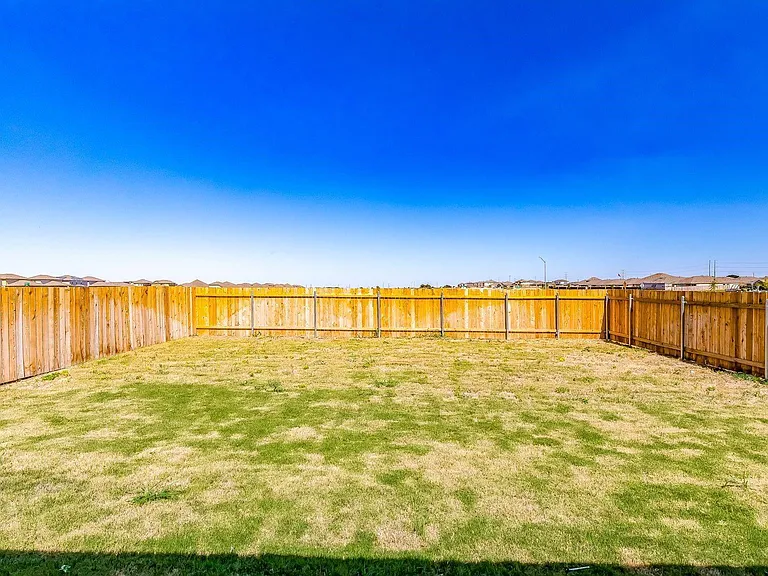 614 Milliner Loop — Photo 5
