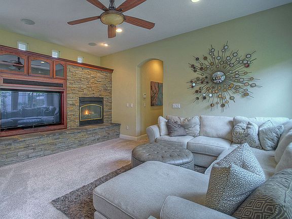 5th image of 6071 Southerness Dr