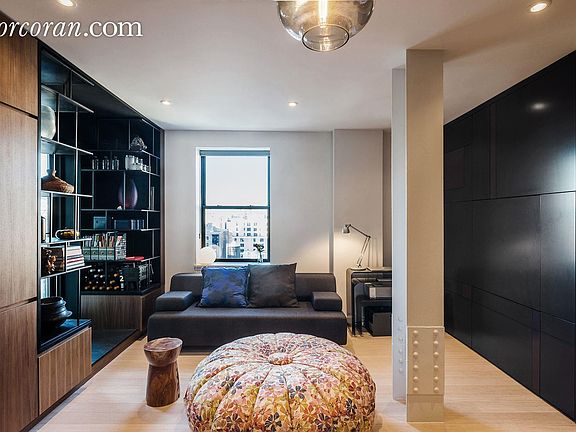 2nd image of 253-263 W 73rd St #15F