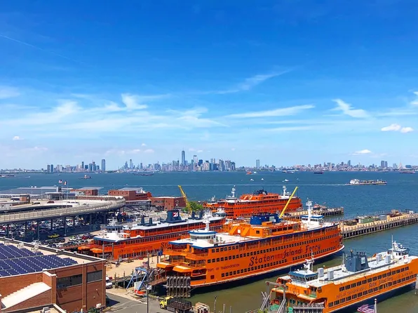 90 Bay Street Landing image 35 of 49