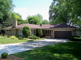12227 S Coach Rd, Palos Heights, IL 60463