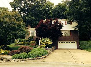 114 Briar Crest Dr, Monroeville, PA 15146