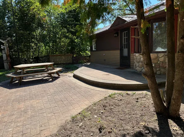 415 Chester Rd, Oscoda, MI 48750
