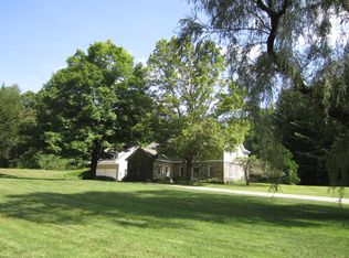 92 Duck Pond Rd, Litchfield, CT 06759