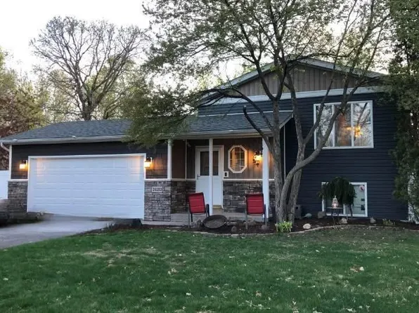 26252 10th St W, Zimmerman, MN 55398