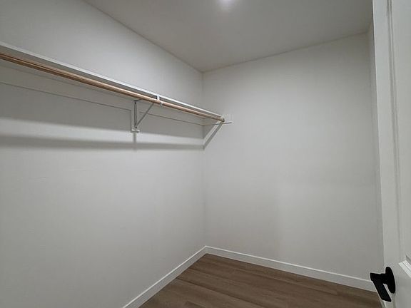3rd image of 11705 Woodley Ave