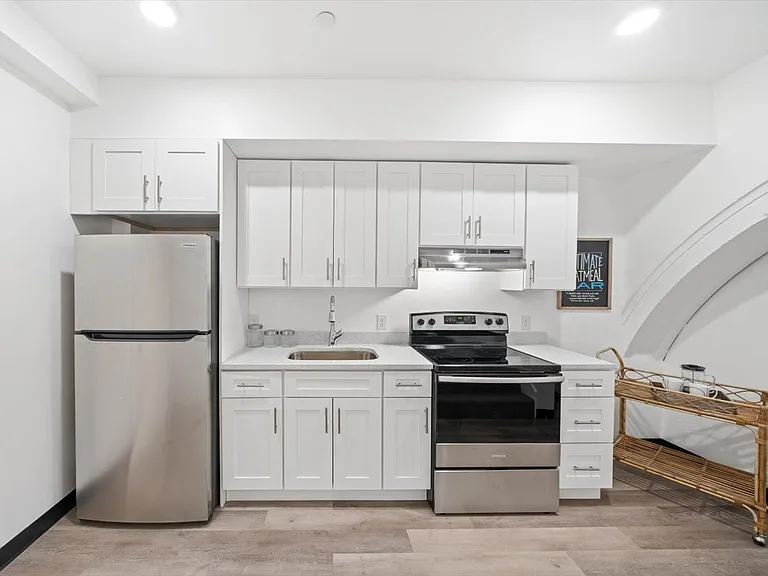 401 Olo Street - Former Church Parish Converted In Luxury Apartments! — Photo 10