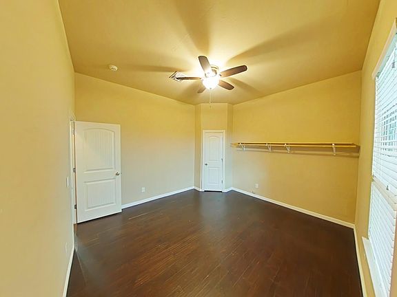 4th image of 7703 Franks Ct