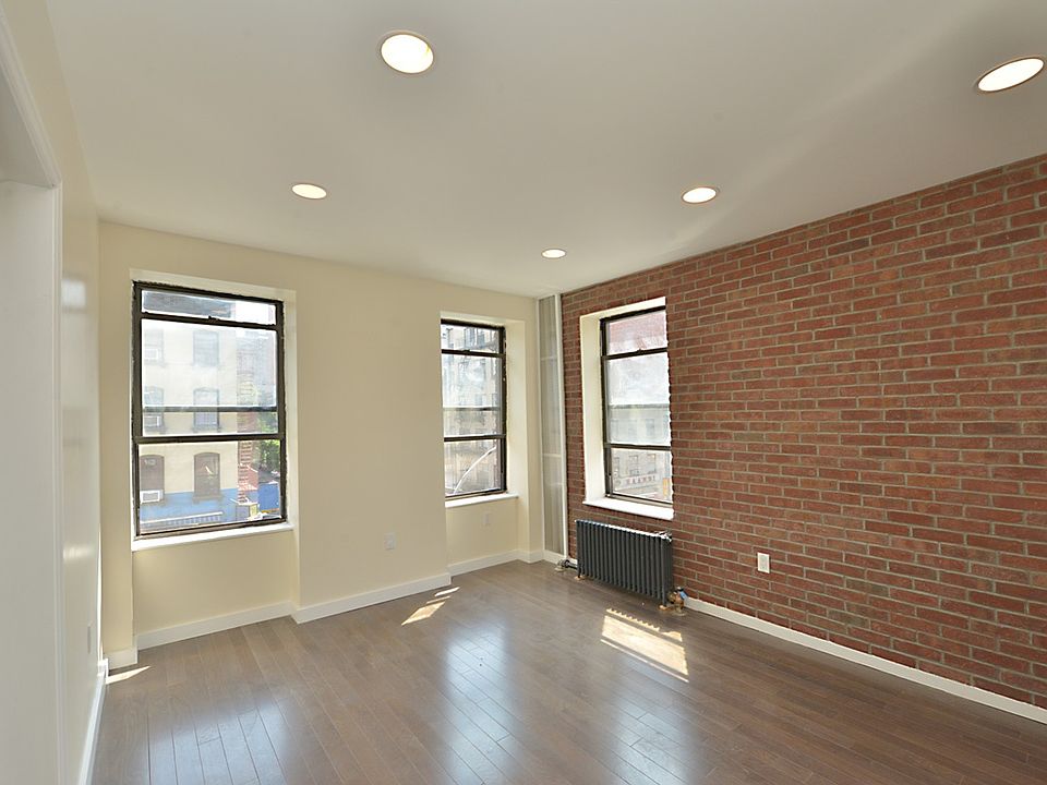 1st image of 120 Lexington Ave APT 3E