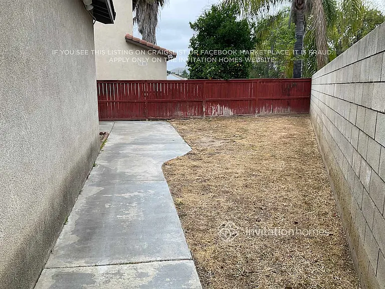 26186 Lawrence Union Dr — Photo 16