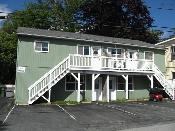 20 Carten St, Queens, NS B0T 1K0