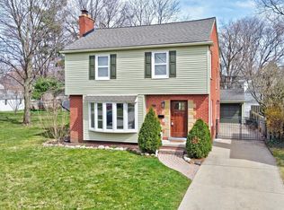1820 N Vermont Ave, Royal Oak, MI 48073