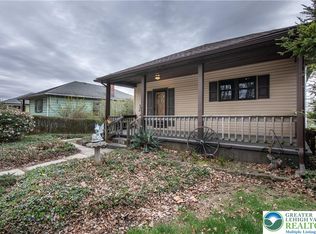 2758 Levans Rd N, Coplay, PA 18037