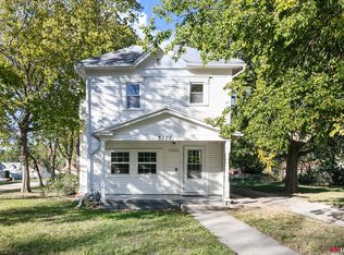 5202 Greenwood St, Lincoln, NE 68504