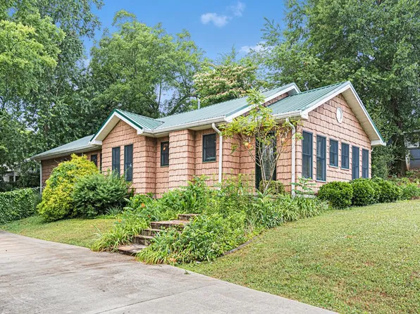 511 Vernon Ave, Dalton, GA 30720