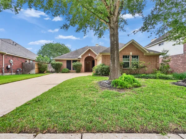 4123 Ridgepoint Dr, Pearland, TX 77584