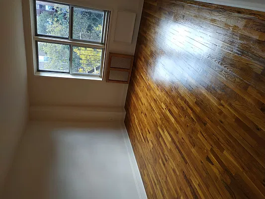 Rented by EZ Sell Realty | media 9