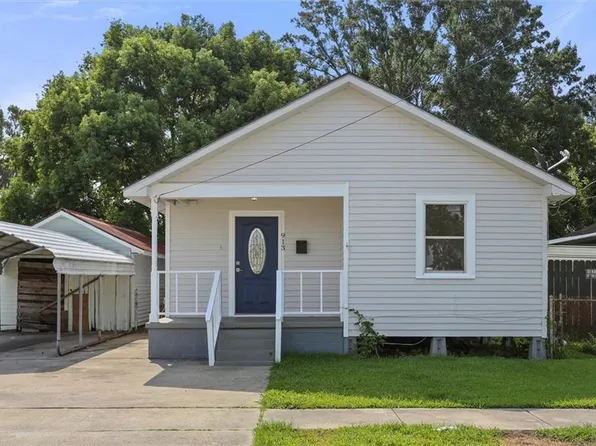 913 West Dr, Westwego, LA 70094