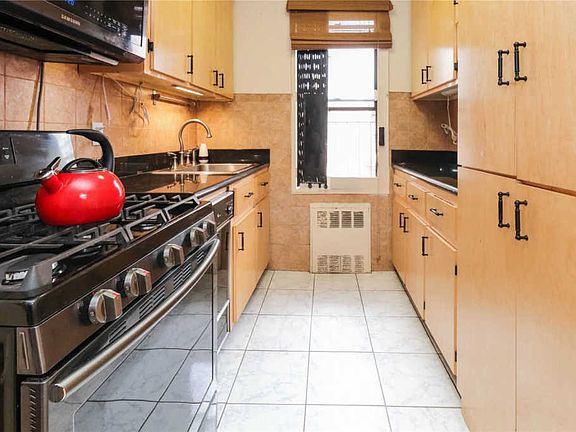 2nd image of 13921 85th Dr APT 4F