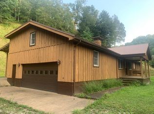 247 Calf Br, Prestonsburg, KY 41653