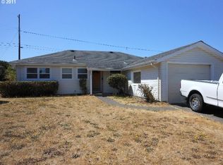 1892 Grant St, North Bend, OR 97459