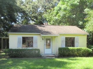 800 Mission Dr, Wildwood, FL 34785