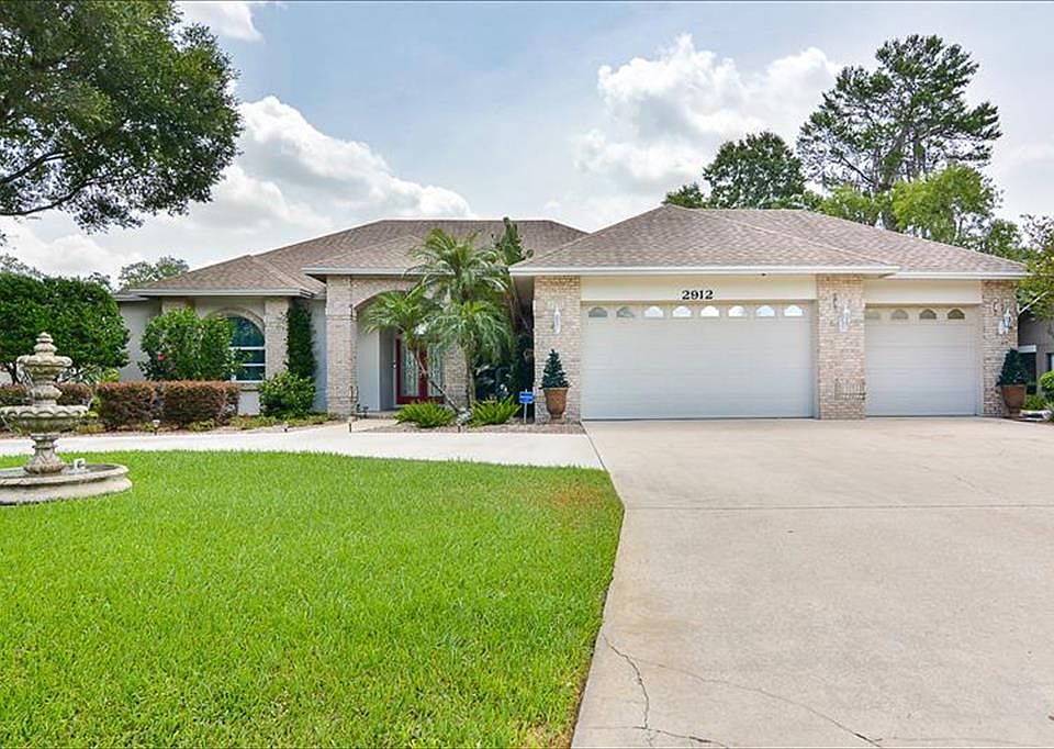 1st image of 2912 Forest Club Dr