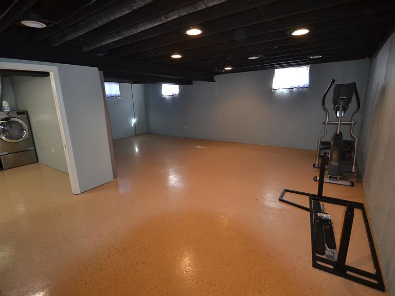 6234 Lakota Dr — Photo 33
