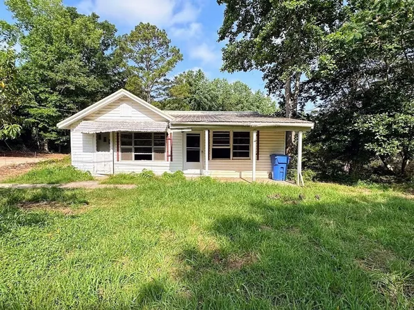 1565 County Road 61, Roanoke, AL 36274