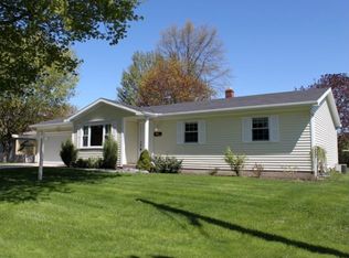 7746 Maple Dr, Fairview, PA 16415