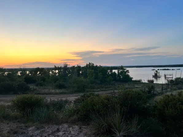 329 Spur Rd, Spur, TX 79370