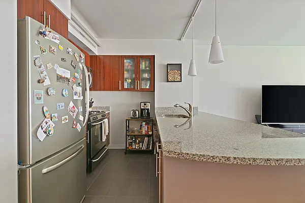 Rented by Compass | media 7