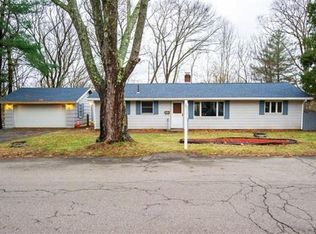 82 Cairn Rd, Brockton, MA 02302