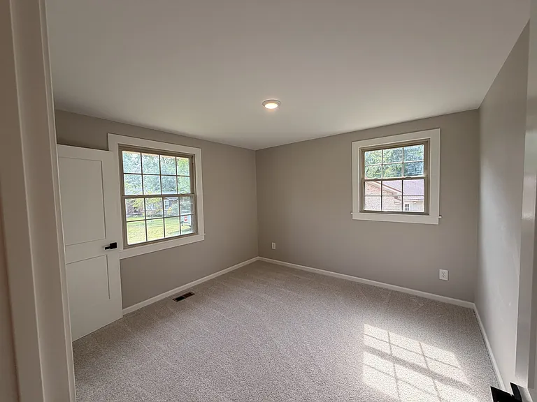 110 Cheryl Ct — Photo 20