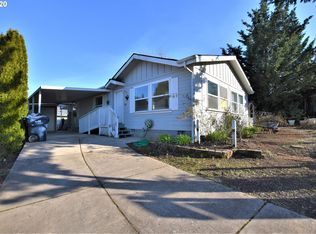 197 S 69th Pl, Springfield, OR 97478