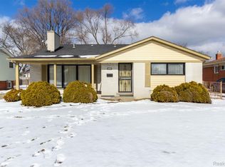 16024 Stratford Dr, Southfield, MI 48075