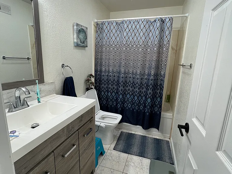 3706 Oxford Cmn — Photo 19