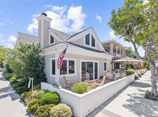 124 Garnet Ave, Newport Beach, CA 92662