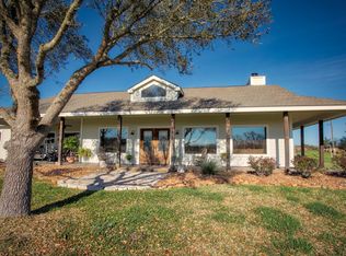 8200 Valley Dr, Chappell Hill, TX 77426