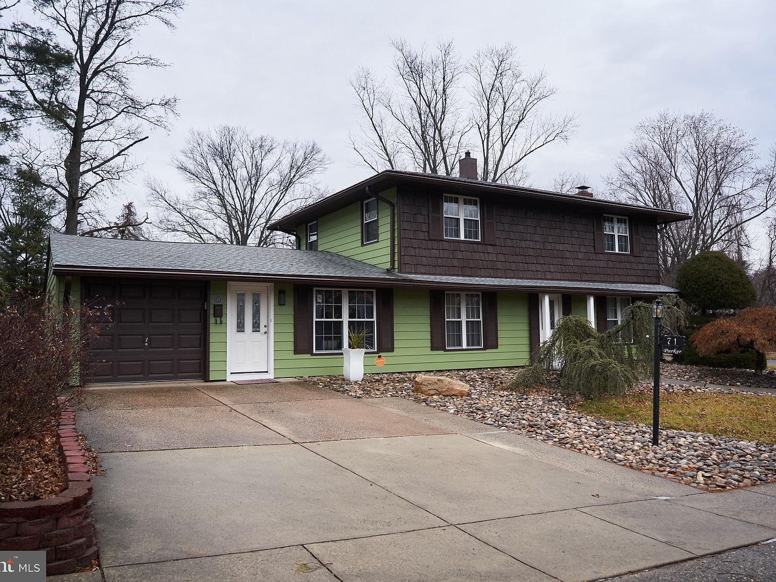 71 Turf Rd Levittown Pa 19056 Mls Pabu489164 Zillow