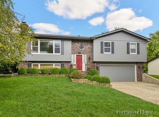 110 Feece Dr, Batavia, IL 60510