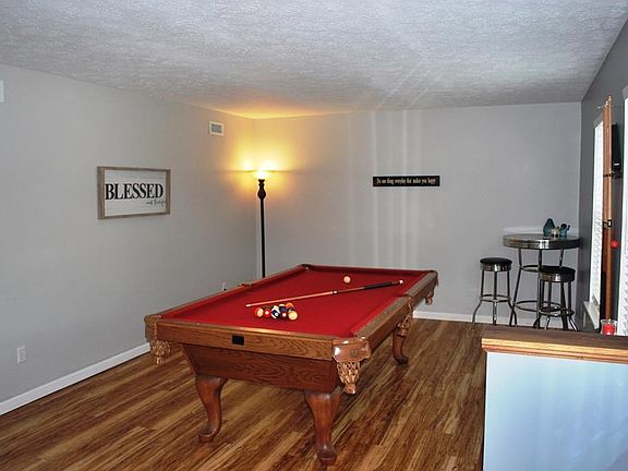 5th image of 287 Nicole Blvd
