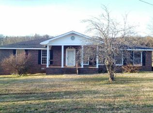 641 Poplar Bluff Rd E, Auburntown, TN 37016