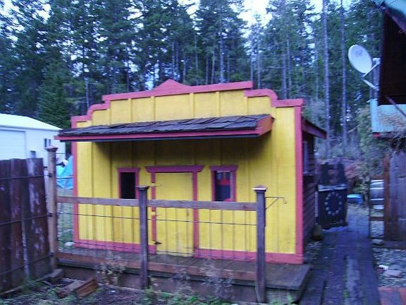 4th image of 41 E Emerald Lake Dr E
