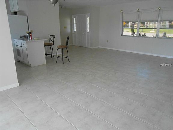 5th image of 1510 Aqui Esta Dr