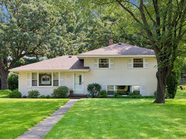 2163 29th Ave NW, New Brighton, MN 55112