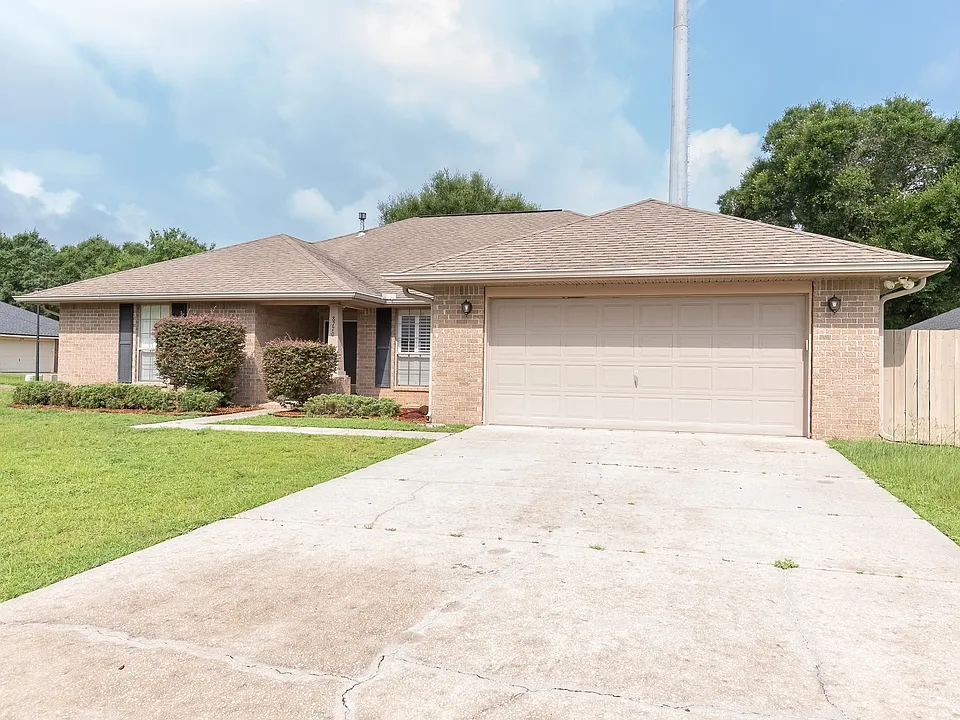 8770 Kennedy Dr
